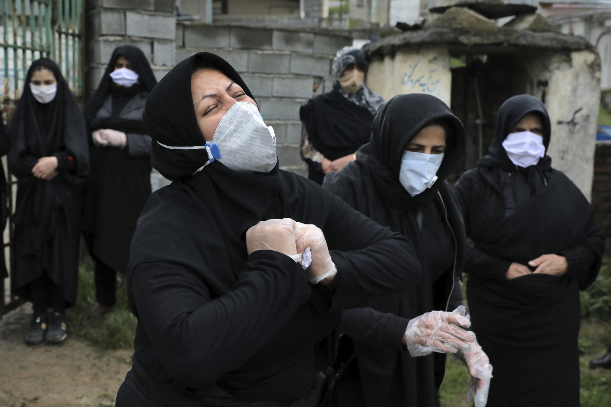 Irán: Récord de muertes por COVID19 obliga a autoridades cerrar centros de estudios y religiosos iran-record-de-muertes-por-covid19-obliga-a-autoridades-cerrar-centros-de-estudios-y-religiosos